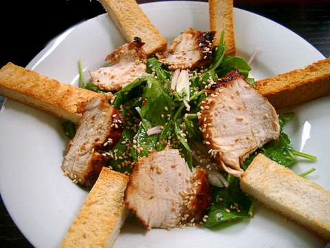 Spinatsalat mit Hühnerbrust