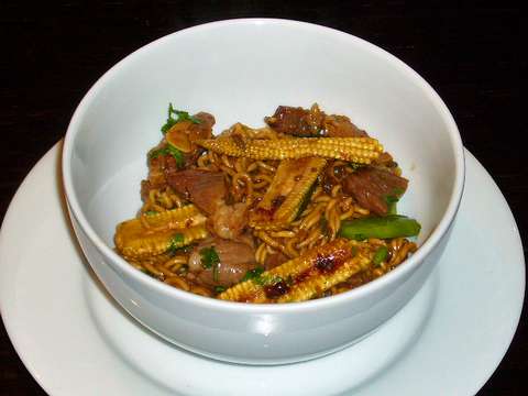Teriyaki Nudeln mit Schwein